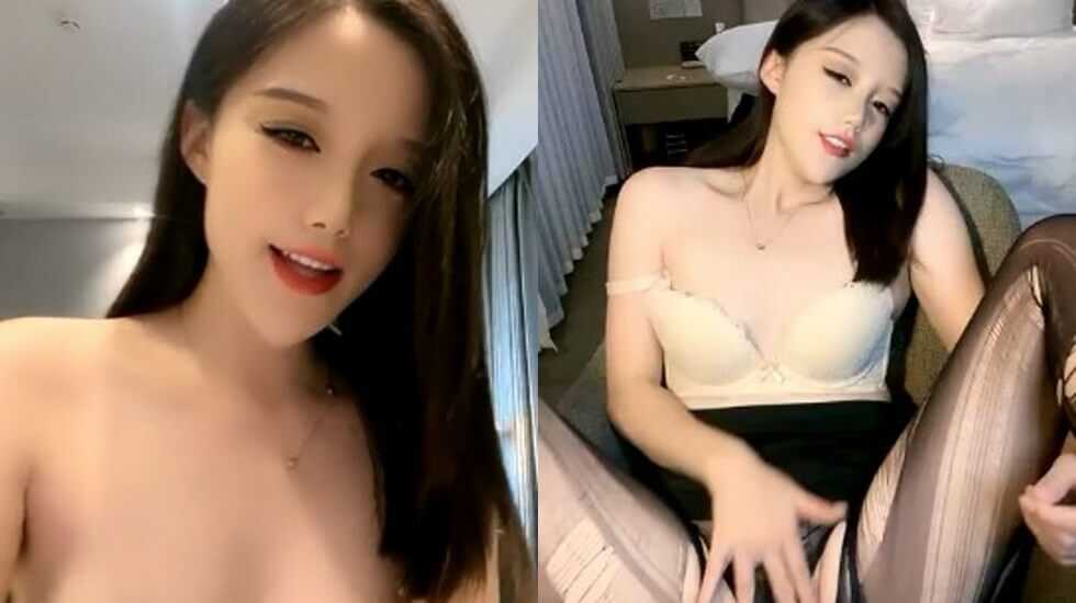 胸前两个翅膀纹身美乳漂亮妹子逼逼挺嫩第四部_跳蛋震动自慰秀呻吟