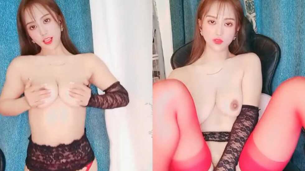 气质颜值俱佳的极品美女自慰、撩骚网友