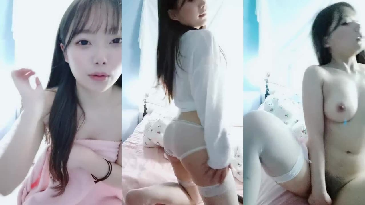 幼齒-白絲美乳小可愛