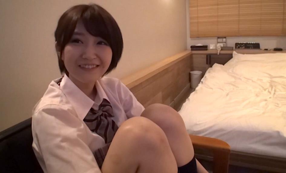 FC2-PPV-4735867 個人撮影・素人・制服・中出し